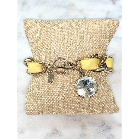 Ann Taylor Yellow Leather Gold Tone Chain 8” Bracelet Crystal Charm EUC - Picture 2 of 6